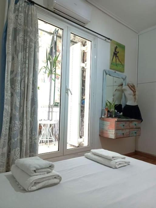 Kyriaki 'S Artistic Apartment Next Metro Agios Ioannis Athens Exterior photo